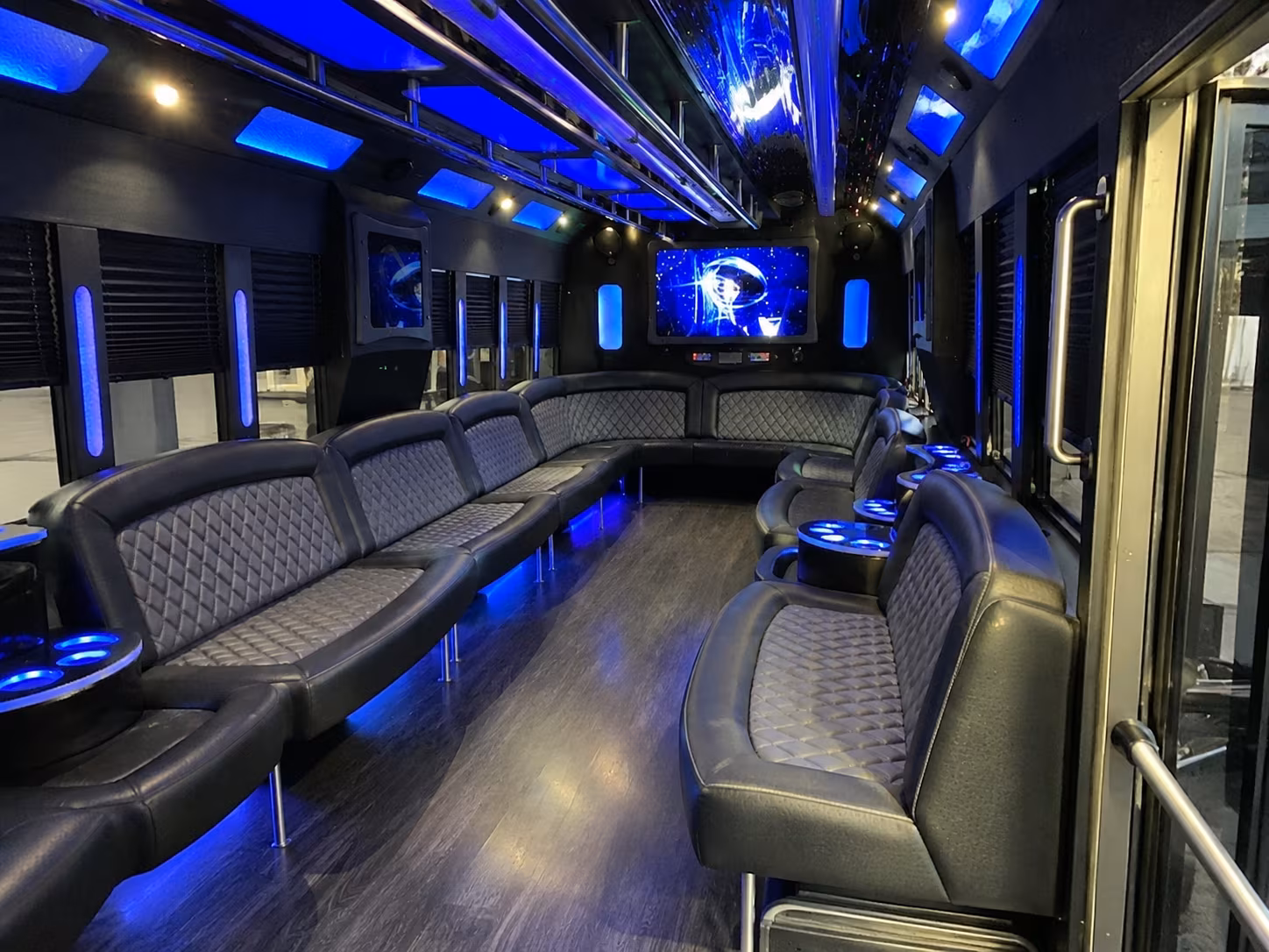 berkeley 28 passenger party bus interior