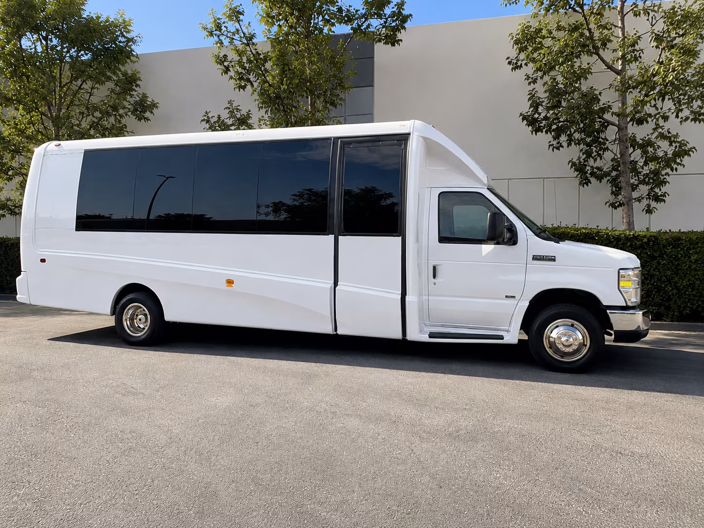 buses for prom pre parties and post prom celebrations across the east bay