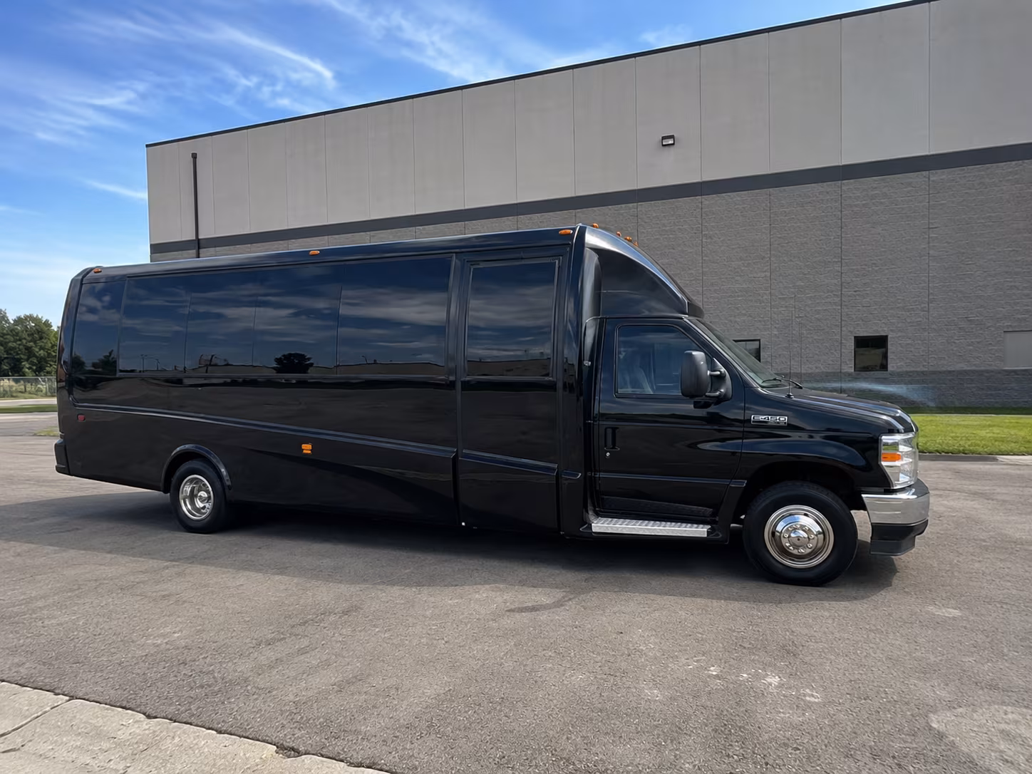 redwood city private event shuttle services in redwood city
