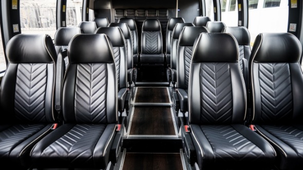 25 passenger minibus rental daly city